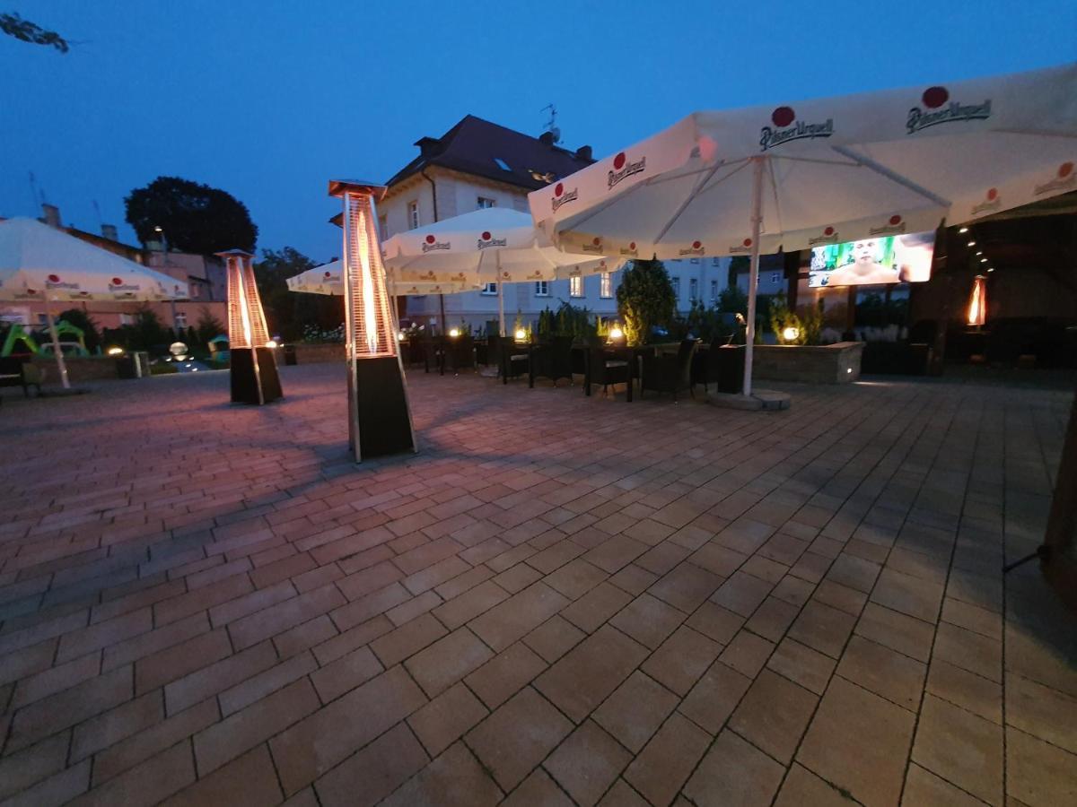 Hotel Libero Milicz Exterior photo